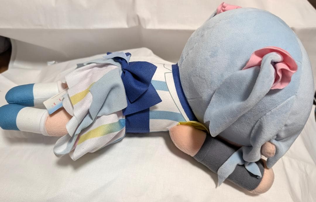 水波レナ メガジャンボ寝そべりぬいぐるみ
