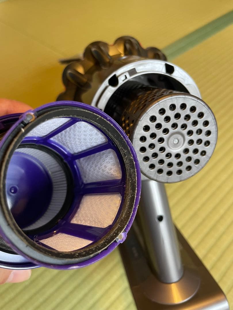 dyson 掃除機 ダイソン sv12 v10 美品動作品 フィルター新品