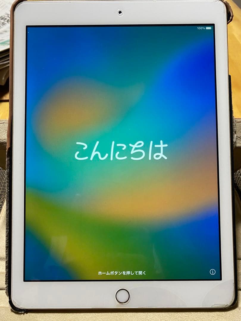 iPad 第5世代　Wi-Fiモデル　32GB ゴールド