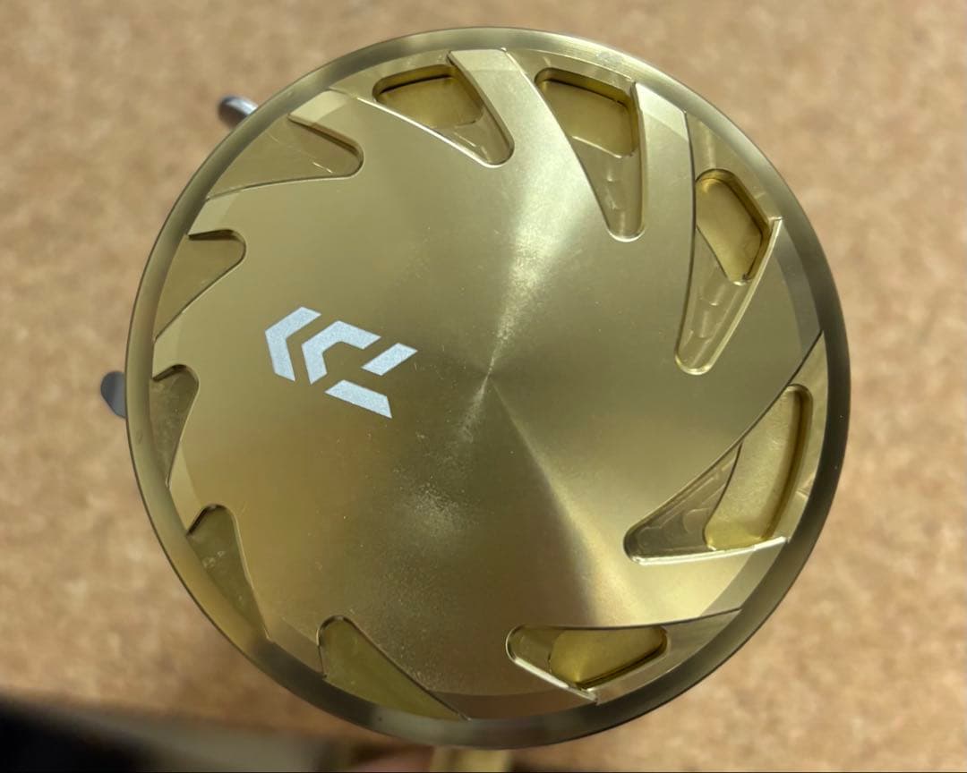 ☆@@@@☆おまけ付き【超美品】（Daiwa）21 BASARA200