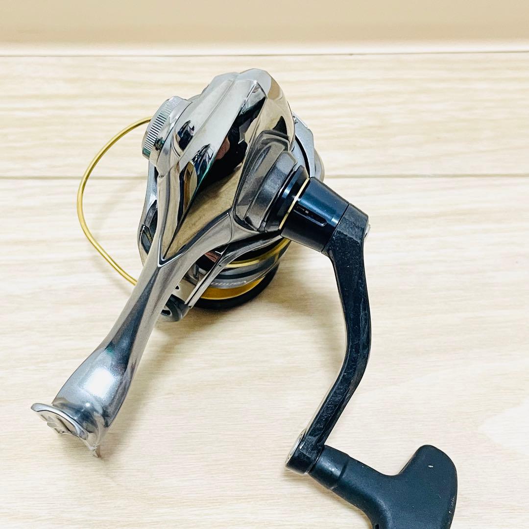 み*ん様 【美品】 SHIMANO シマノ ヴァンキッシュ C3000XG