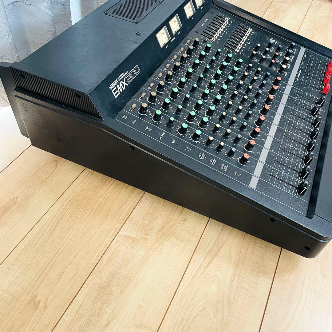 【現状品】YAMAHA EMX200 powered mixer