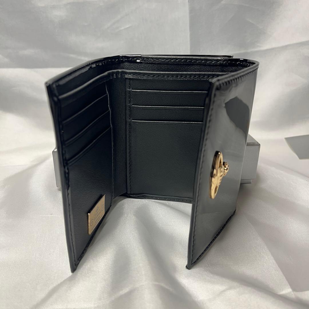 新品 Vivienne Westwood エナメル黒 三つ折り財布 大人気お財布