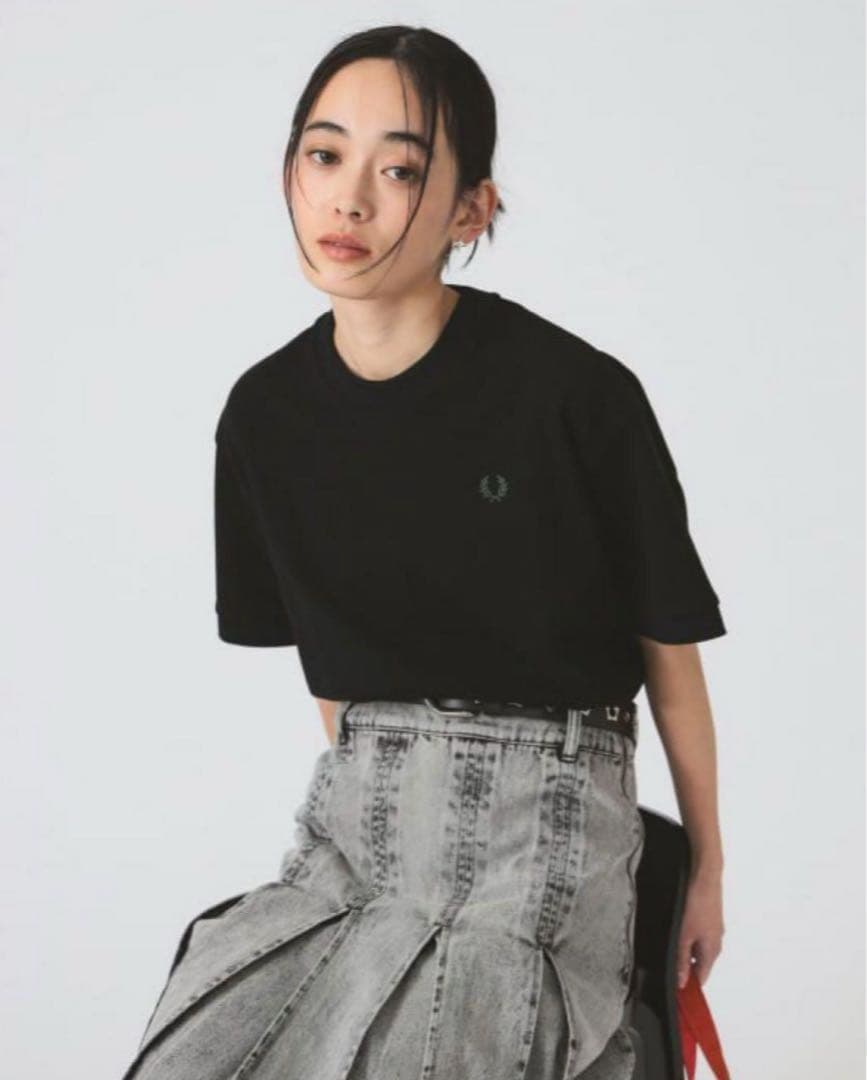 【別注】FRED PERRY / Reluxed Pique Tシャツ　ブラック