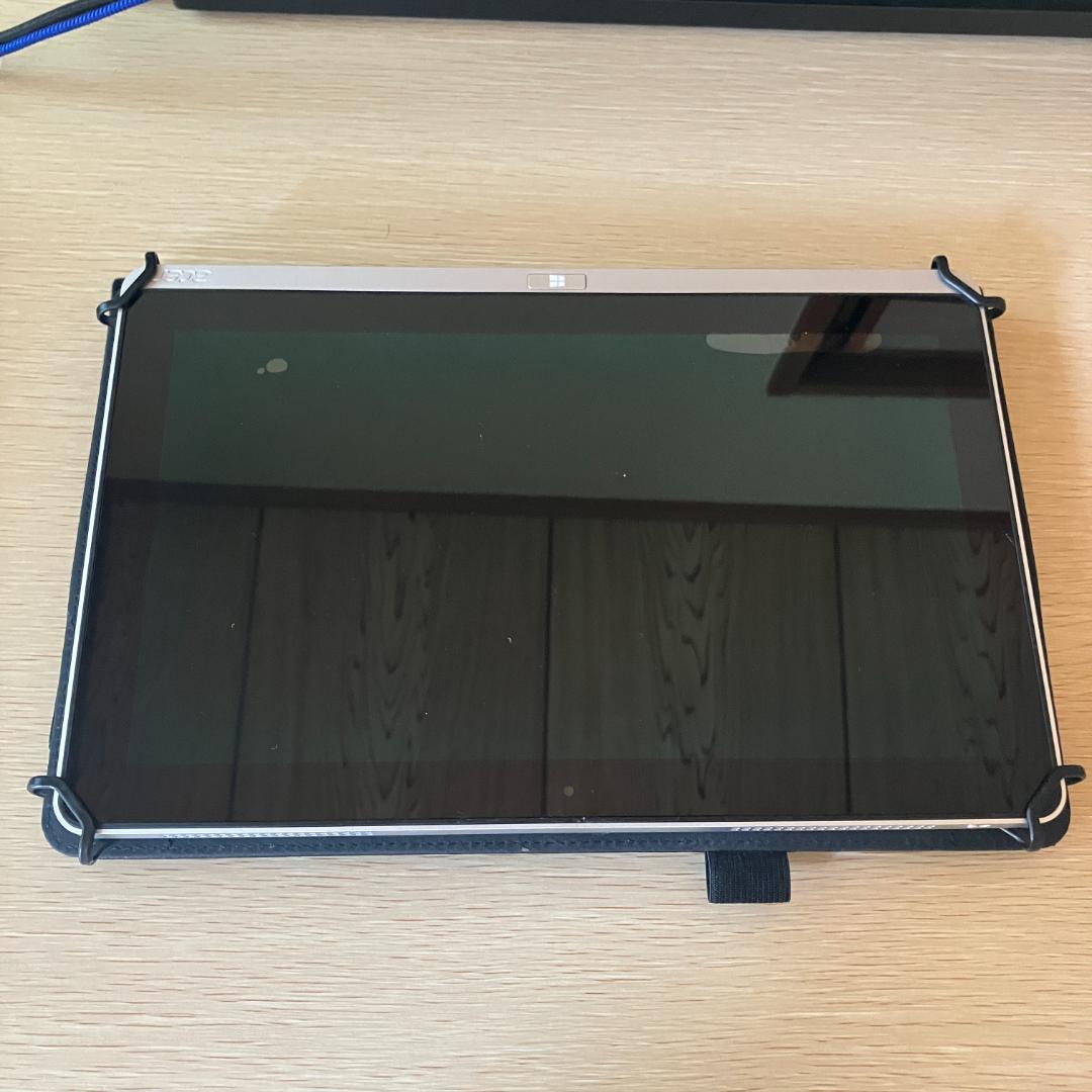 Acer Iconia W700-2 液晶タブレットPC（ジャンク品）