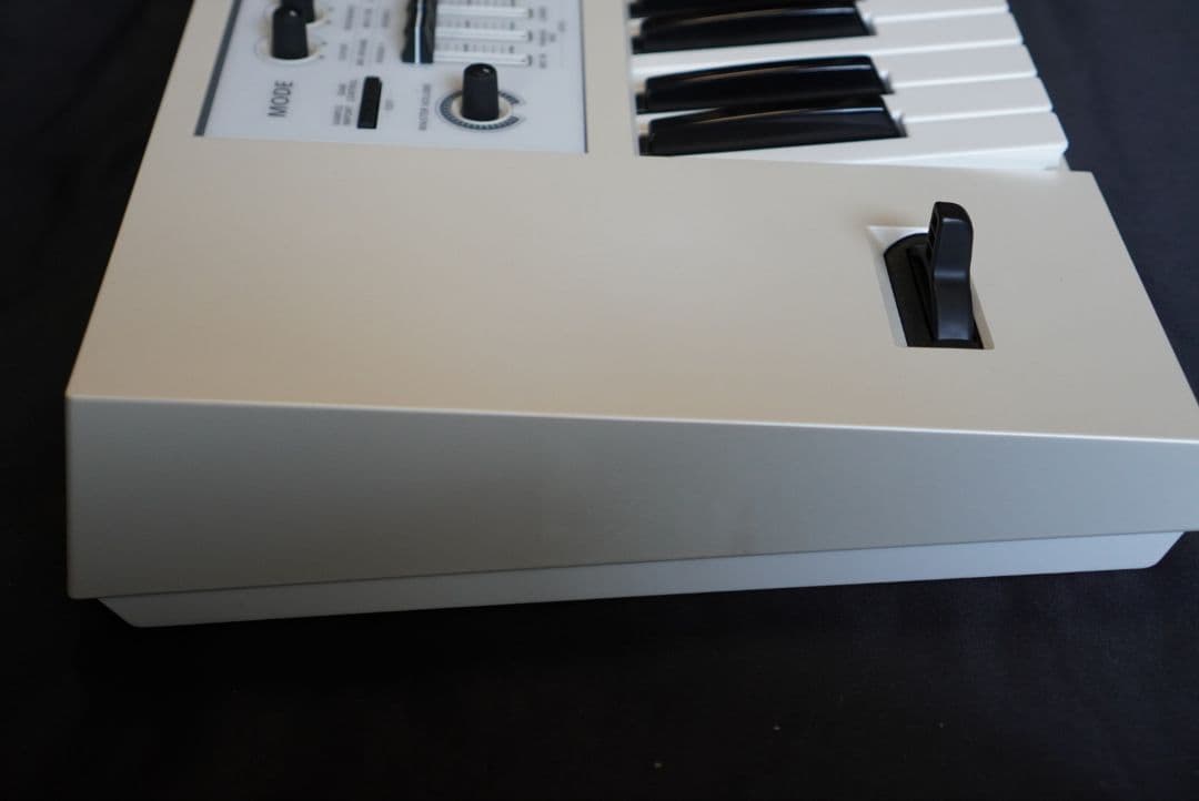 Roland JUNO-DS(61鍵盤)