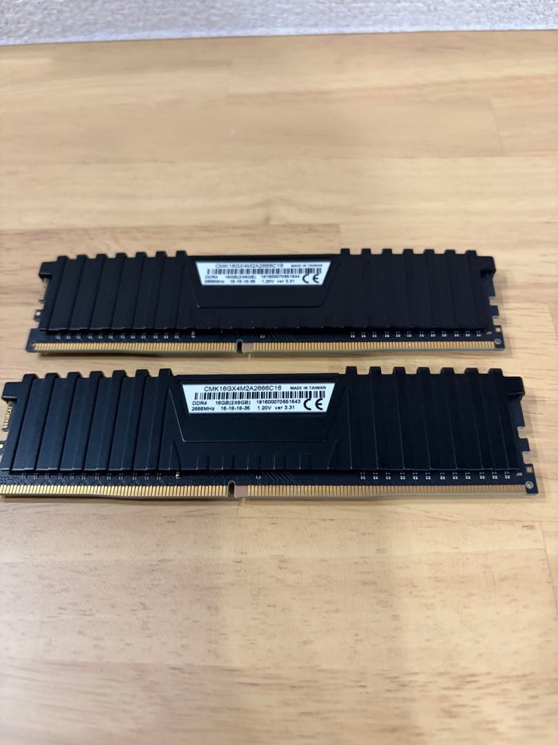 Corsair デスクトップ用メモリ Vengeance LPX 16GB